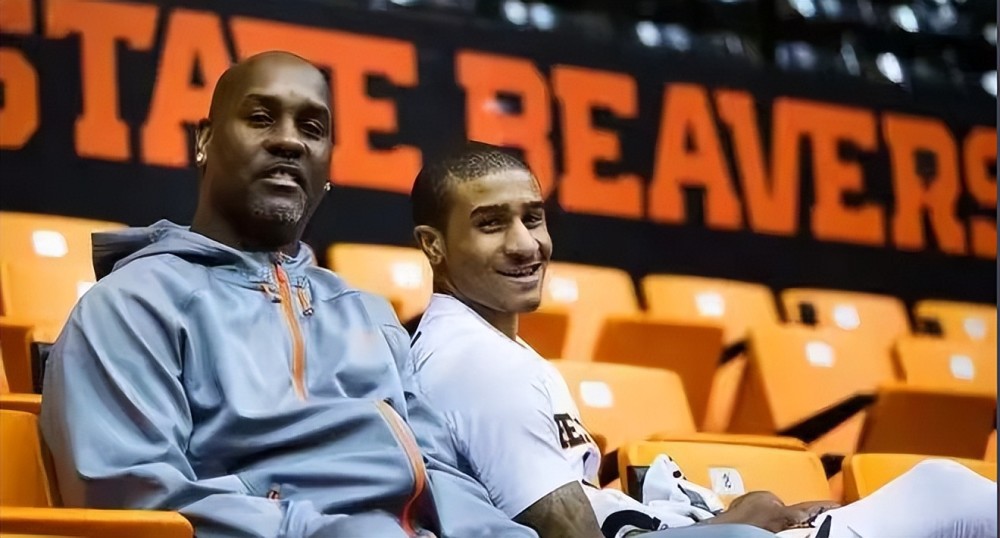 巨大的压力 巨大的压力