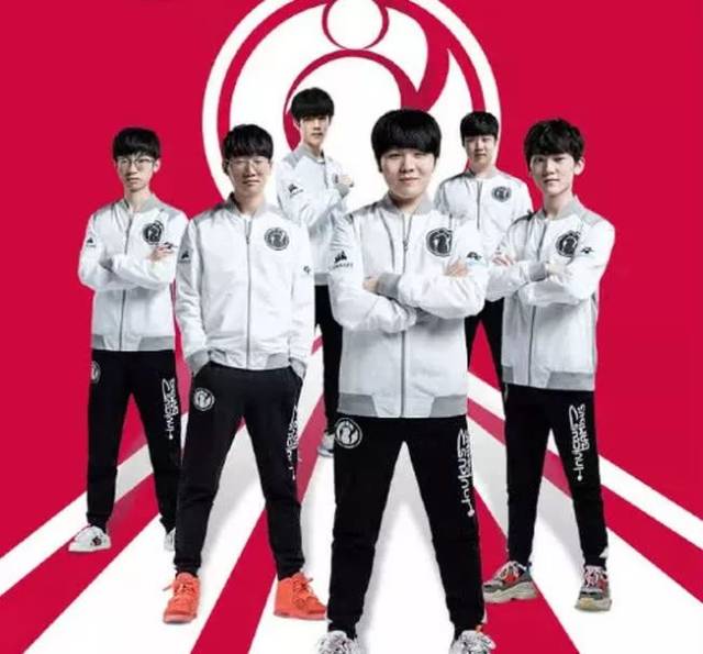 足球不只是 足球不只是