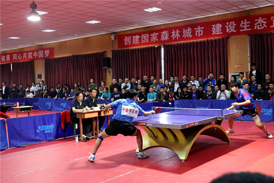 对于黄蜂而 对于黄蜂而